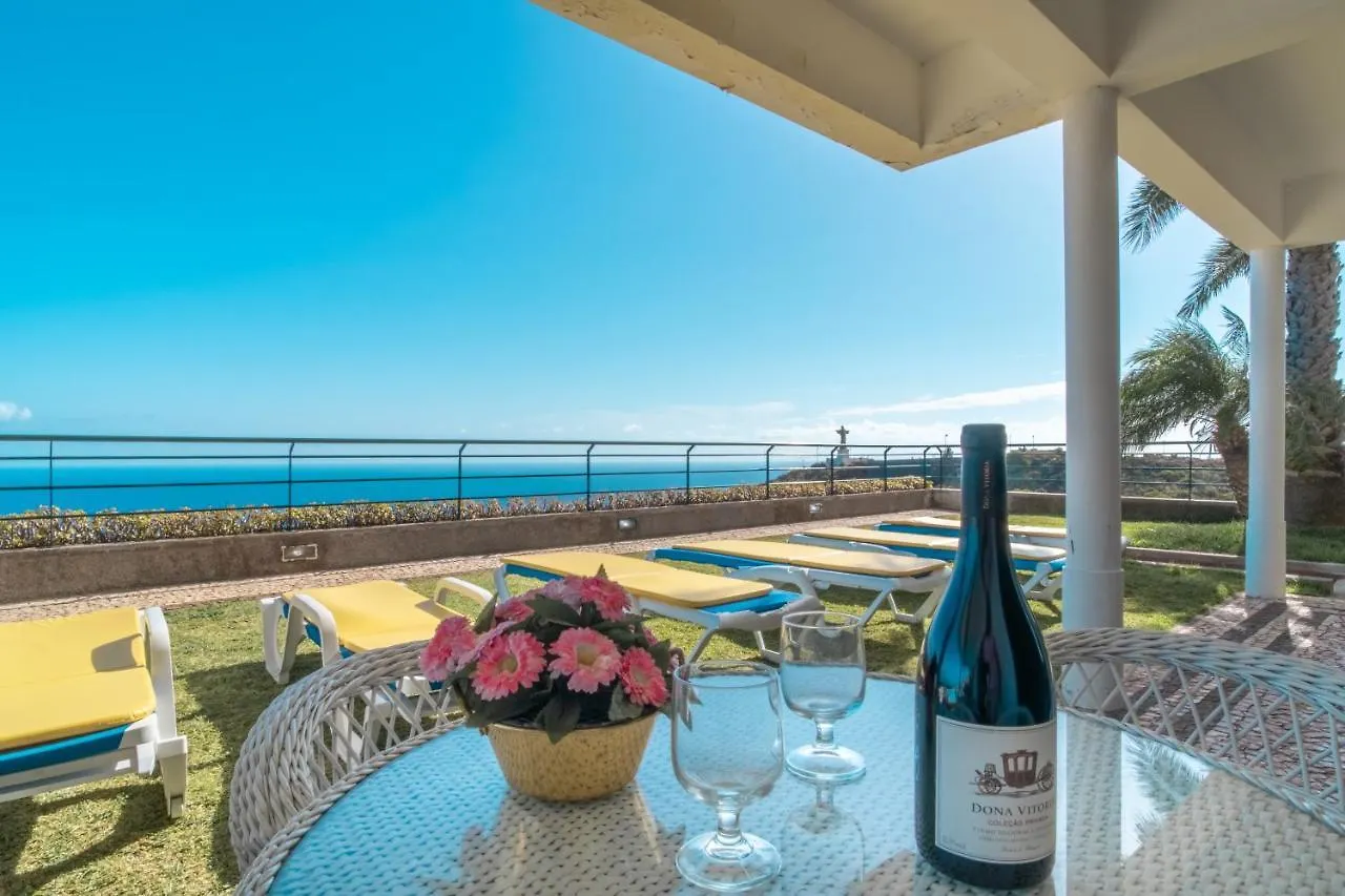 Villa Amelia In Falesia By The Sea Canico  Canico (Madeira)
