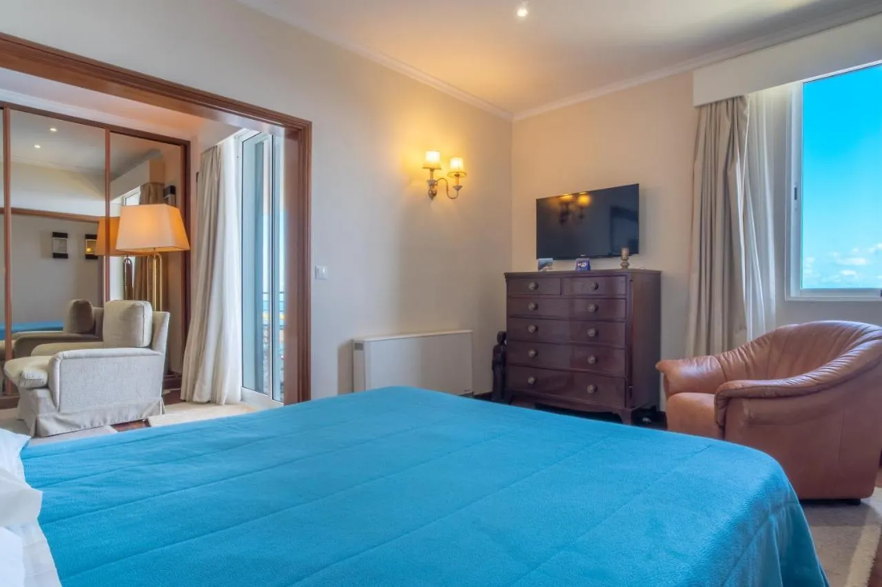 Villa Amelia In Falesia By The Sea Canico